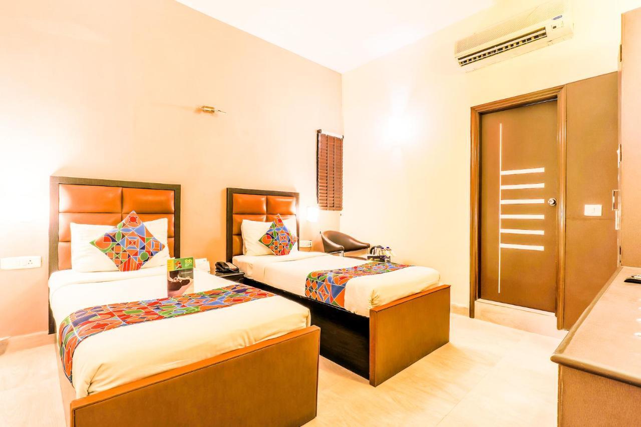 Fabhotel Conclave Boutique Nueva Delhi Exterior foto