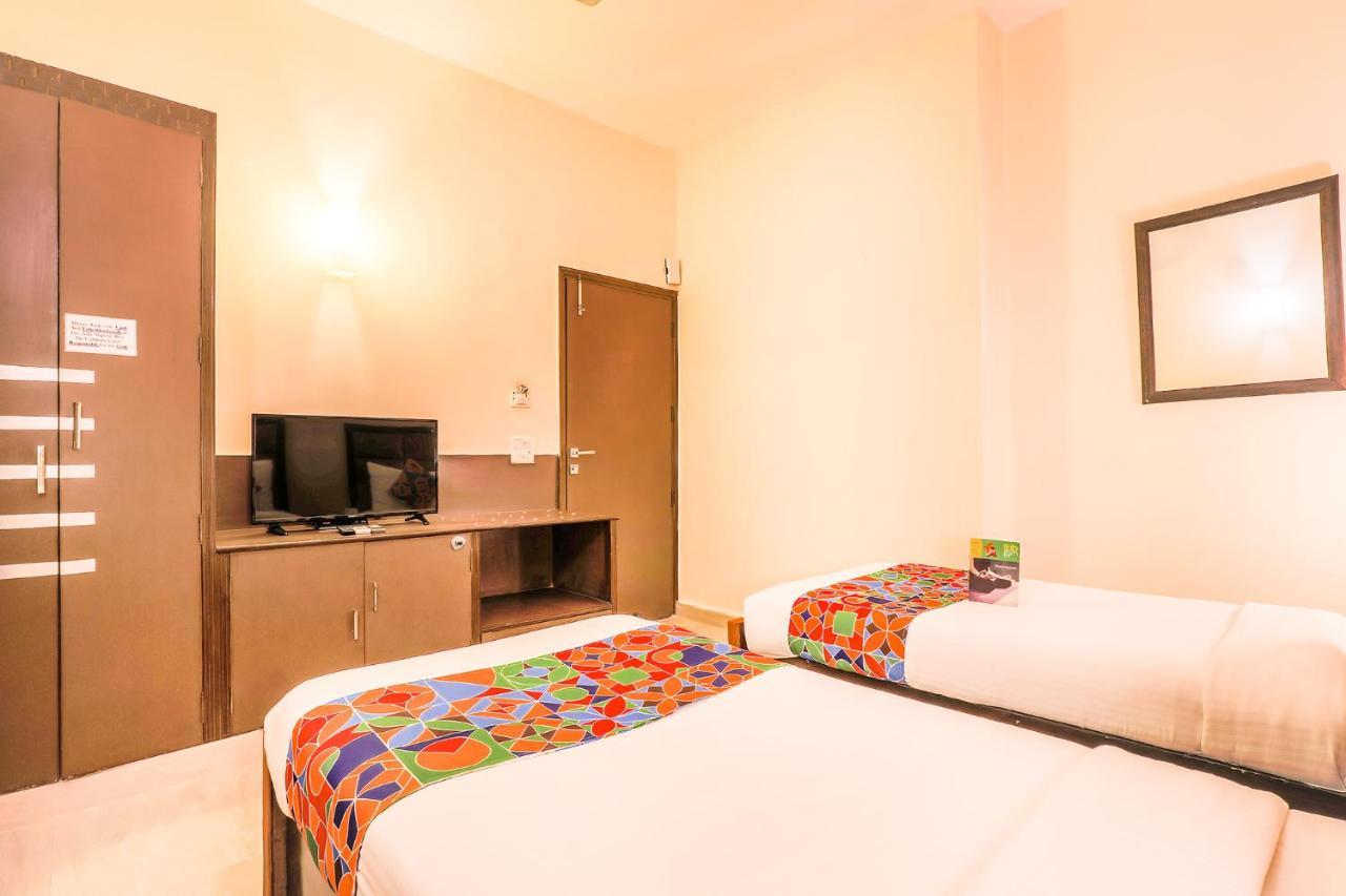 Fabhotel Conclave Boutique Nueva Delhi Exterior foto