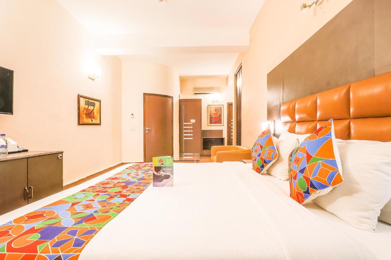 Fabhotel Conclave Boutique Nueva Delhi Exterior foto