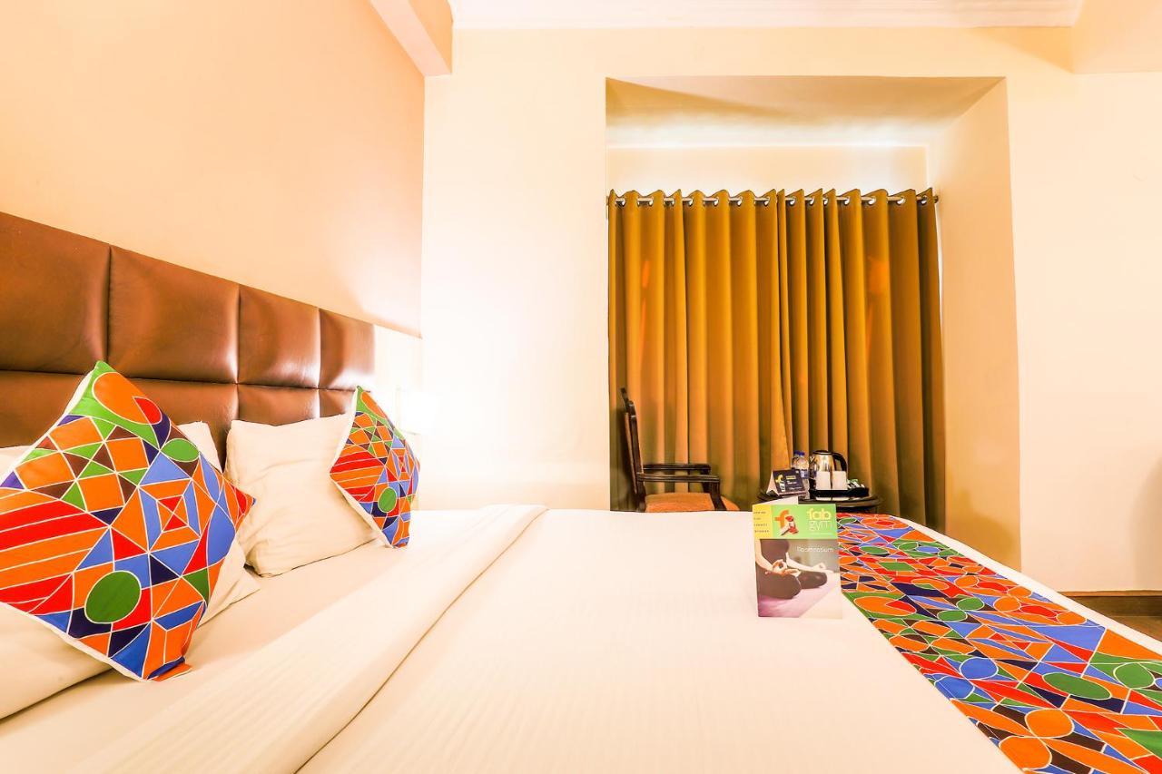 Fabhotel Conclave Boutique Nueva Delhi Exterior foto
