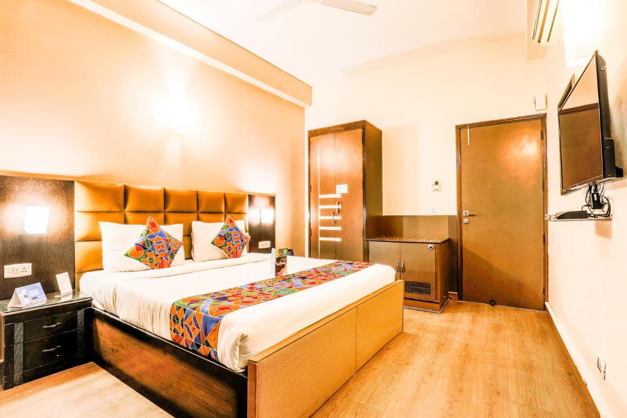 Fabhotel Conclave Boutique Nueva Delhi Exterior foto