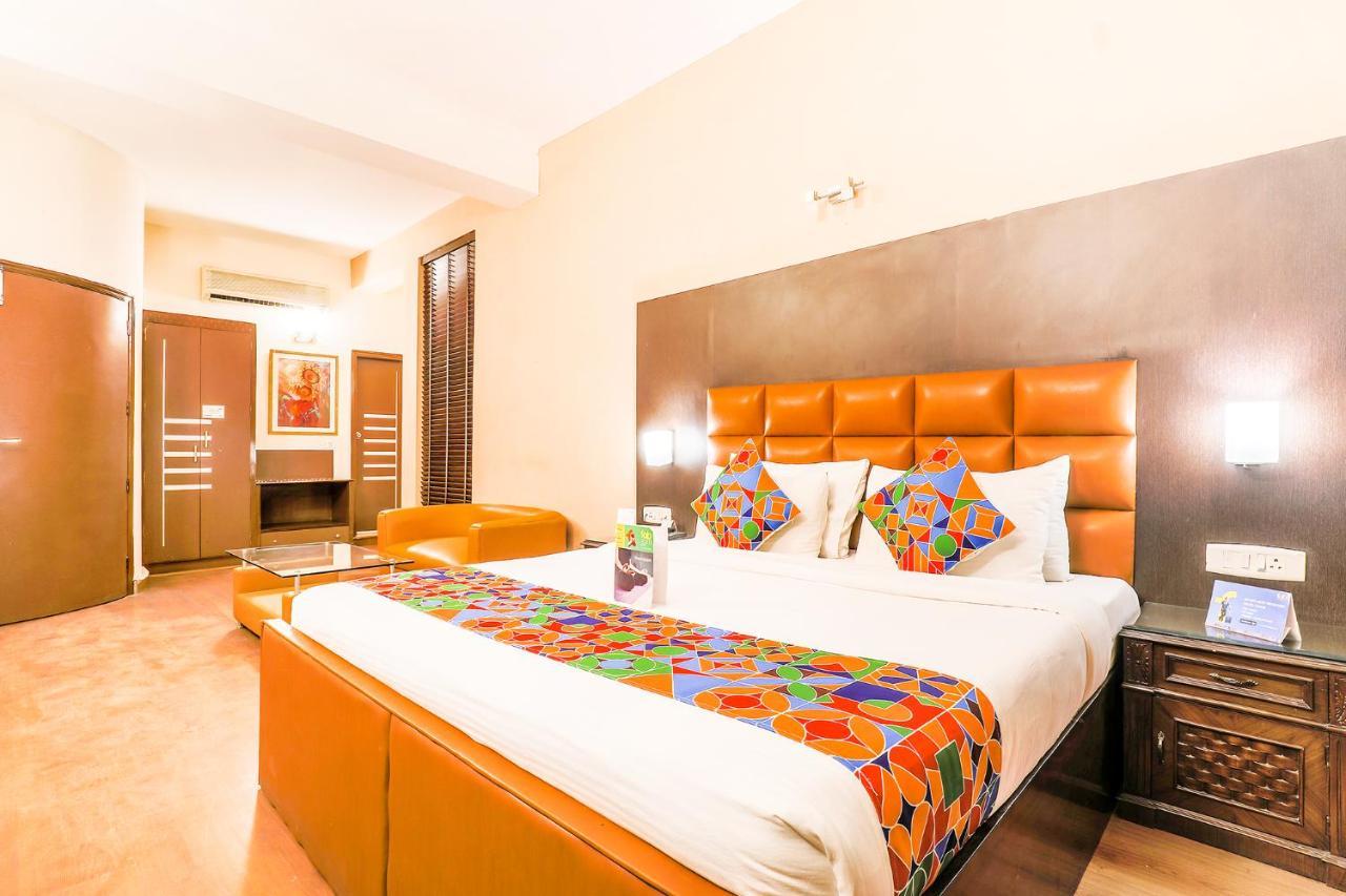 Fabhotel Conclave Boutique Nueva Delhi Exterior foto