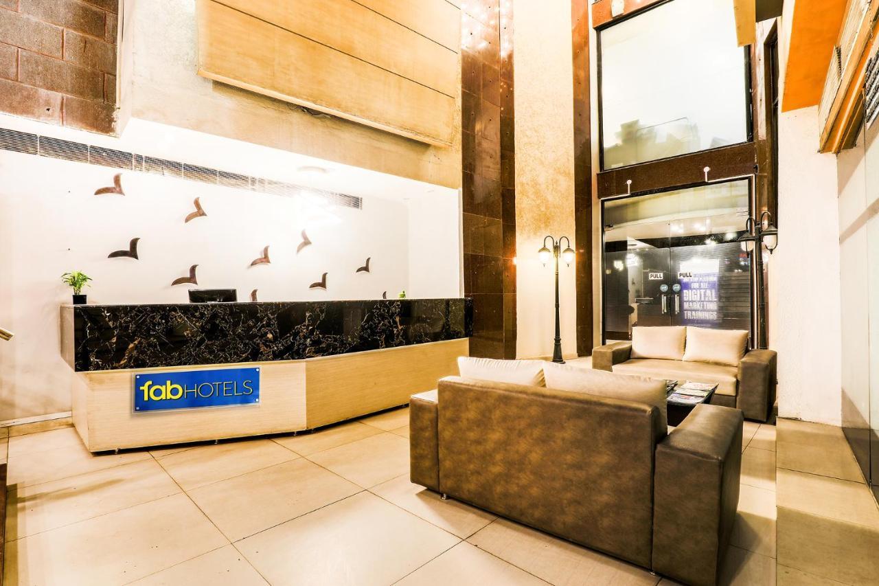 Fabhotel Conclave Boutique Nueva Delhi Exterior foto